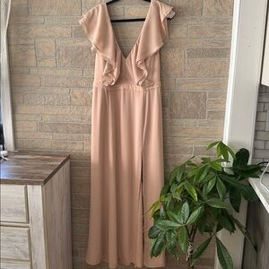 NWOT Fame & Partners Olsen Cream Blush Ruffle Maxi Dress Wedding Guest Prom